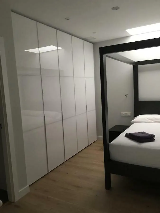 Irun By Basquelidays Apartment 0*,